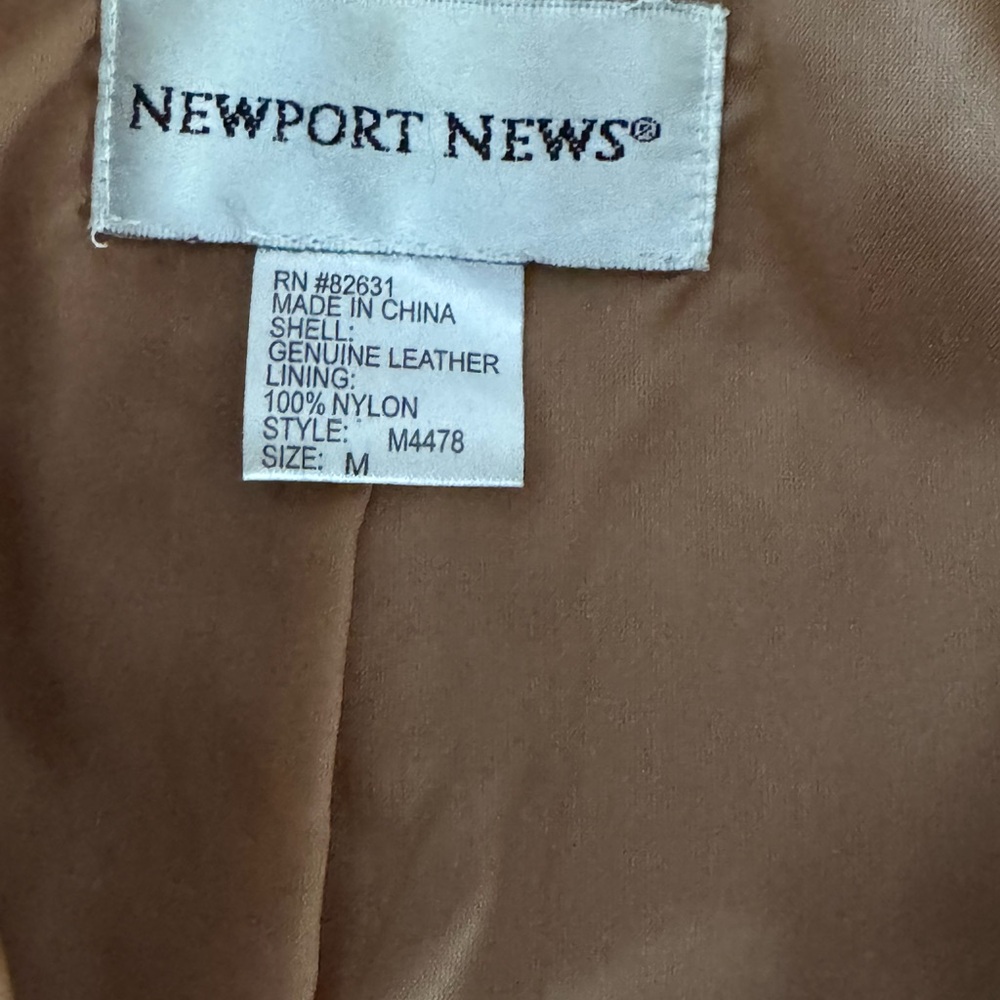 Newport News Tan Leather Trench Coat - Picture 2 of 8